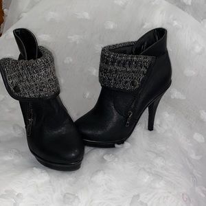 ⭐️(3 for $15) woman’s sz 6 ankle boots